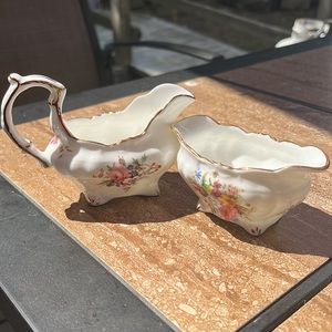 EUC Hammersley fine bone china gold trim floral sugar bowl & creamer